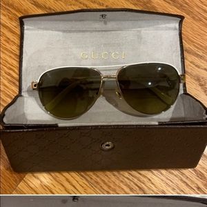 Beautiful Gucci Aviators Sunglasses